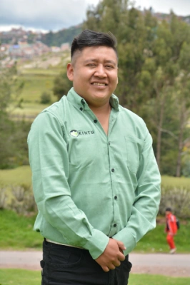 Jonathan C. - Guía Oficial de Turismo Cusco